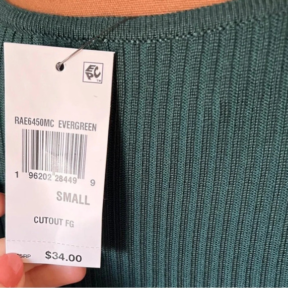 Crave Fame Cutout Fitted Top NWT - Picture 3 of 4